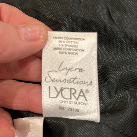 EUC Max Mara black velvet high neck button front jacket - Picture 11 of 12